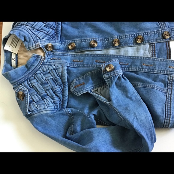 Mike & Chris light wash denim jean jacket size xs fits like a S - Picture 9 of 9